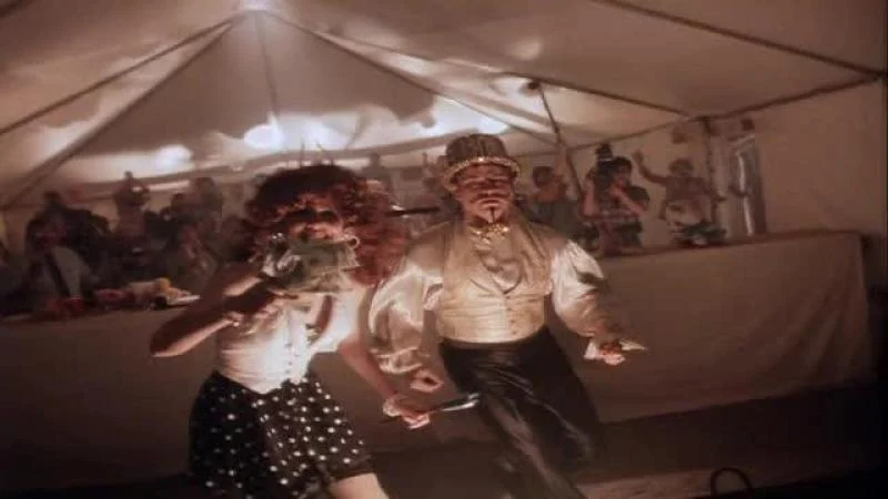 Кадры из сериала Байки из склепа (1989)
